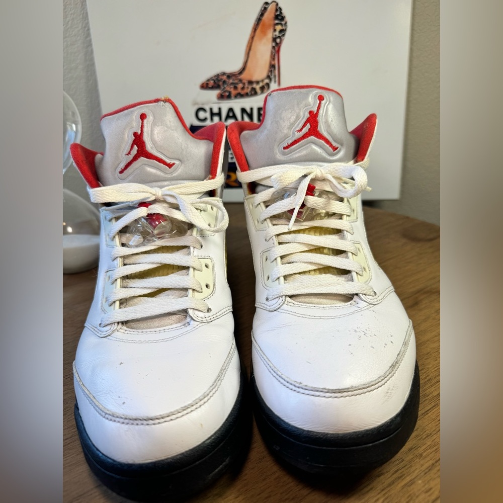 Retro 5 Jordans size 10 white/black/red used
